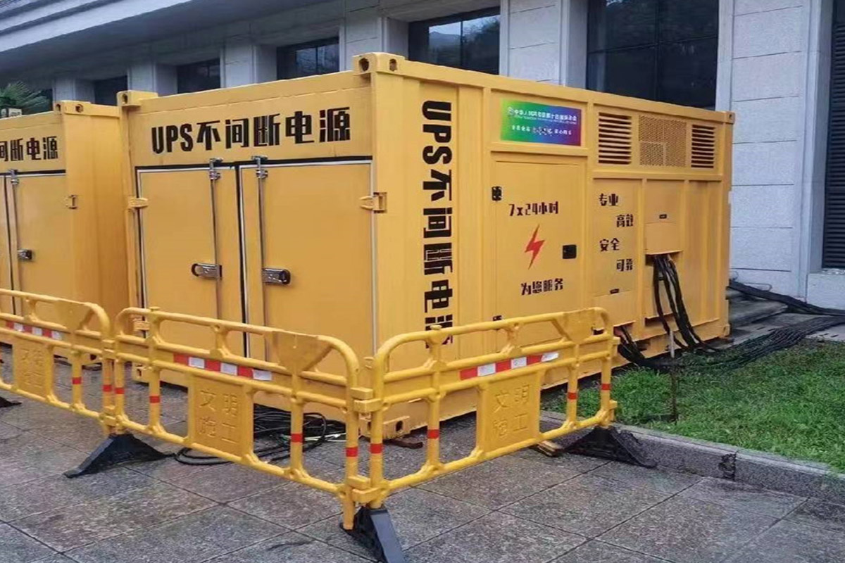 市中发电机租赁施工现场